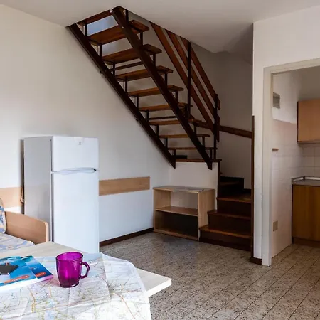 Cozy With Private Fenced Garden And Pool Bibione