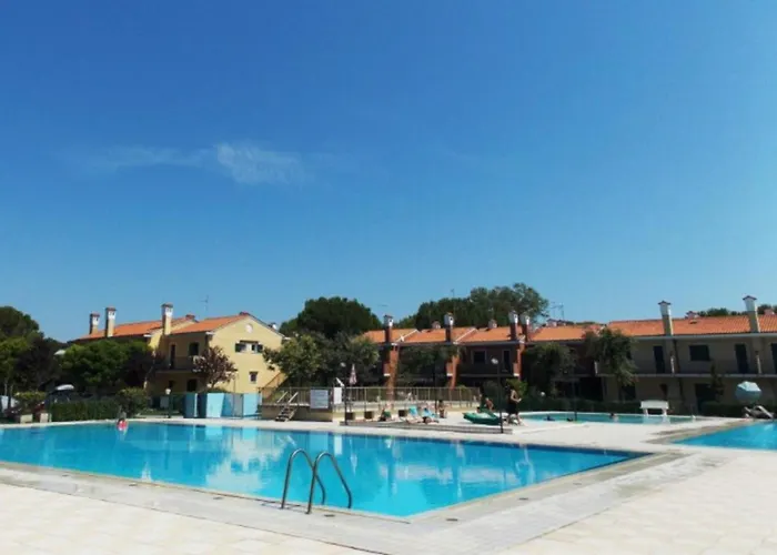 Lejlighed Cozy With Private Fenced Garden And Pool *